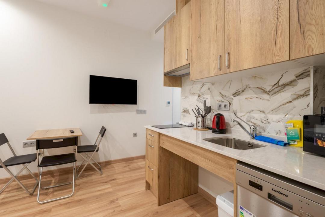 1 Bedroom 1 Bathroom Furnished - Justicia - Modern - Mintystay 马德里 外观 照片